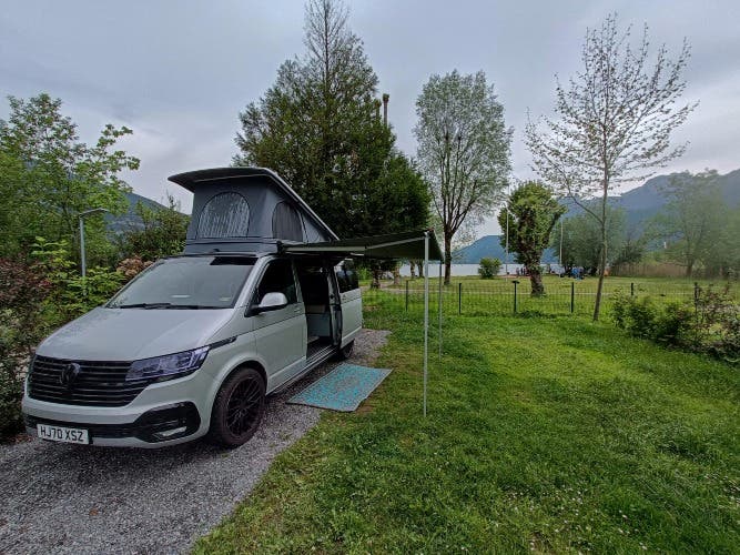 Ready to travel or rent out: VW Camper T6.1 with low mileage